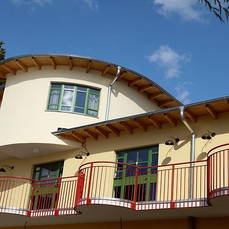Seminar- Und Gaestehaus Flussbad Gartenstrasse Berlin Zewnętrze zdjęcie